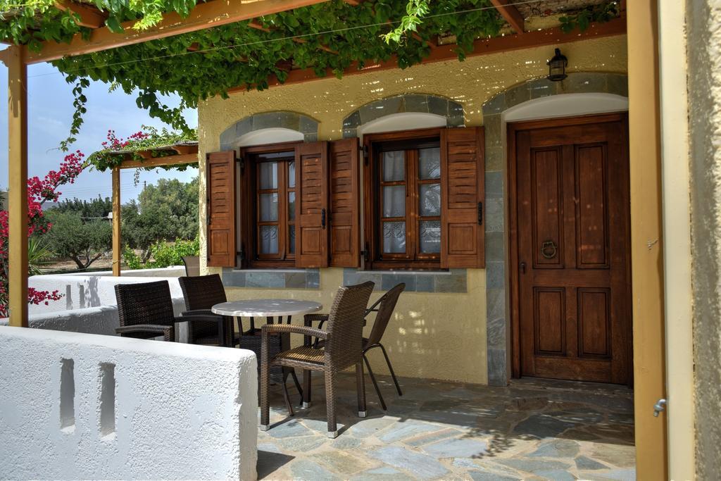 Grandes Apartments Kouremenos Palekastro Buitenkant foto